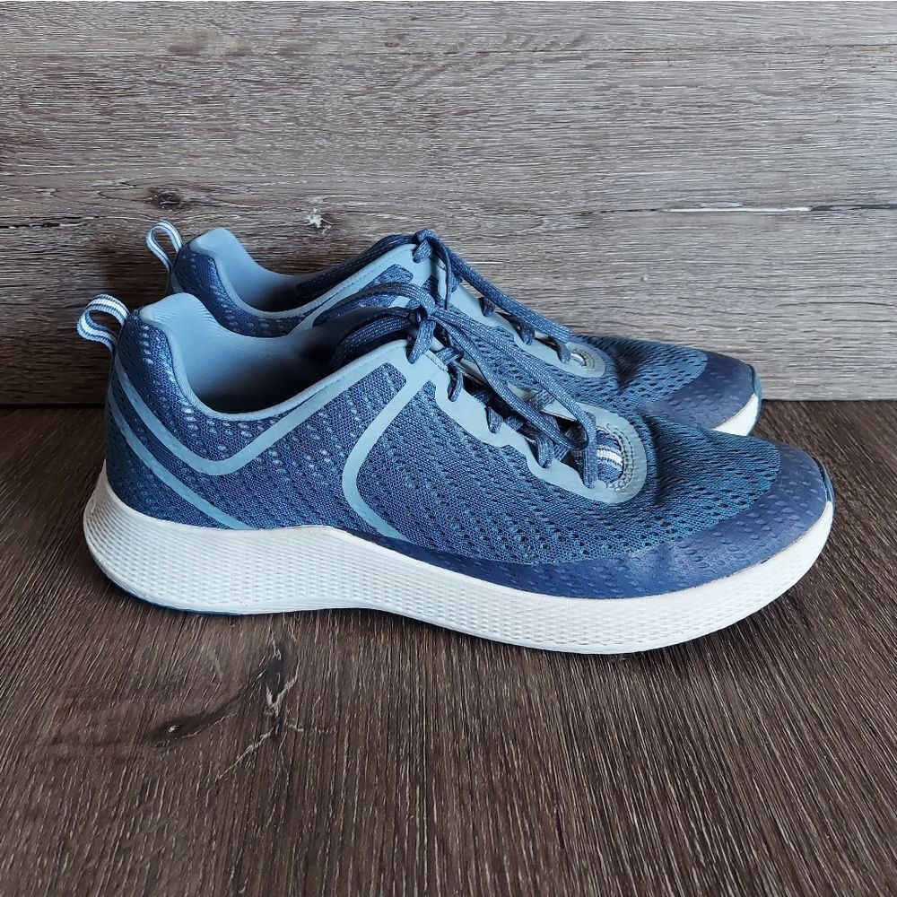 Dansko Women's Sky Fashion Sneaker Lightweight Womens Shoe with Arch Support 41